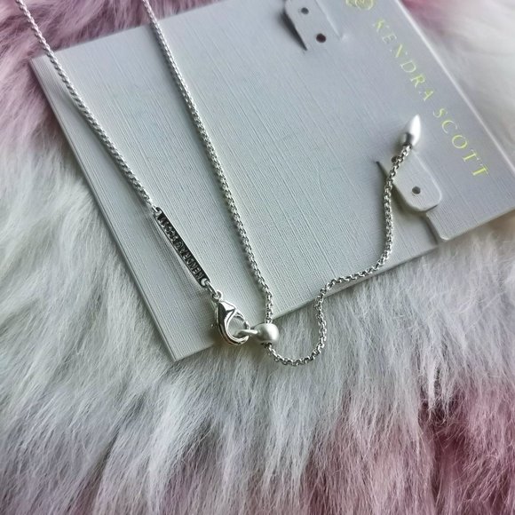 Kendra Scott Silver KELSEY bar pendant necklace - Picture 3 of 3